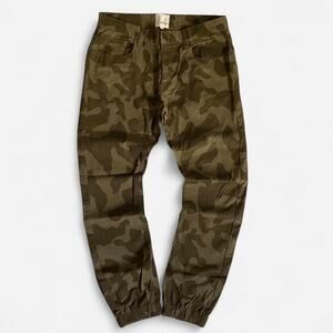 Brown camo pants - size 32